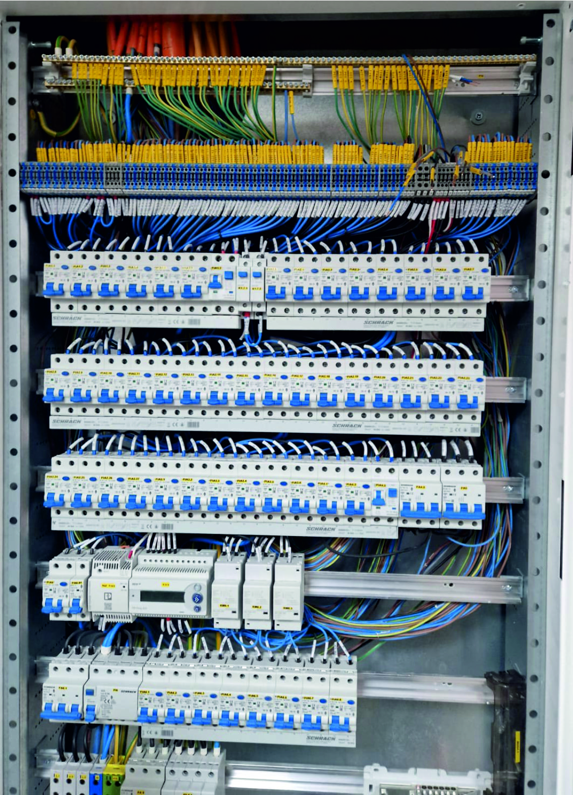 Elektroinštalačný rozvádzač VEL SYSTEM